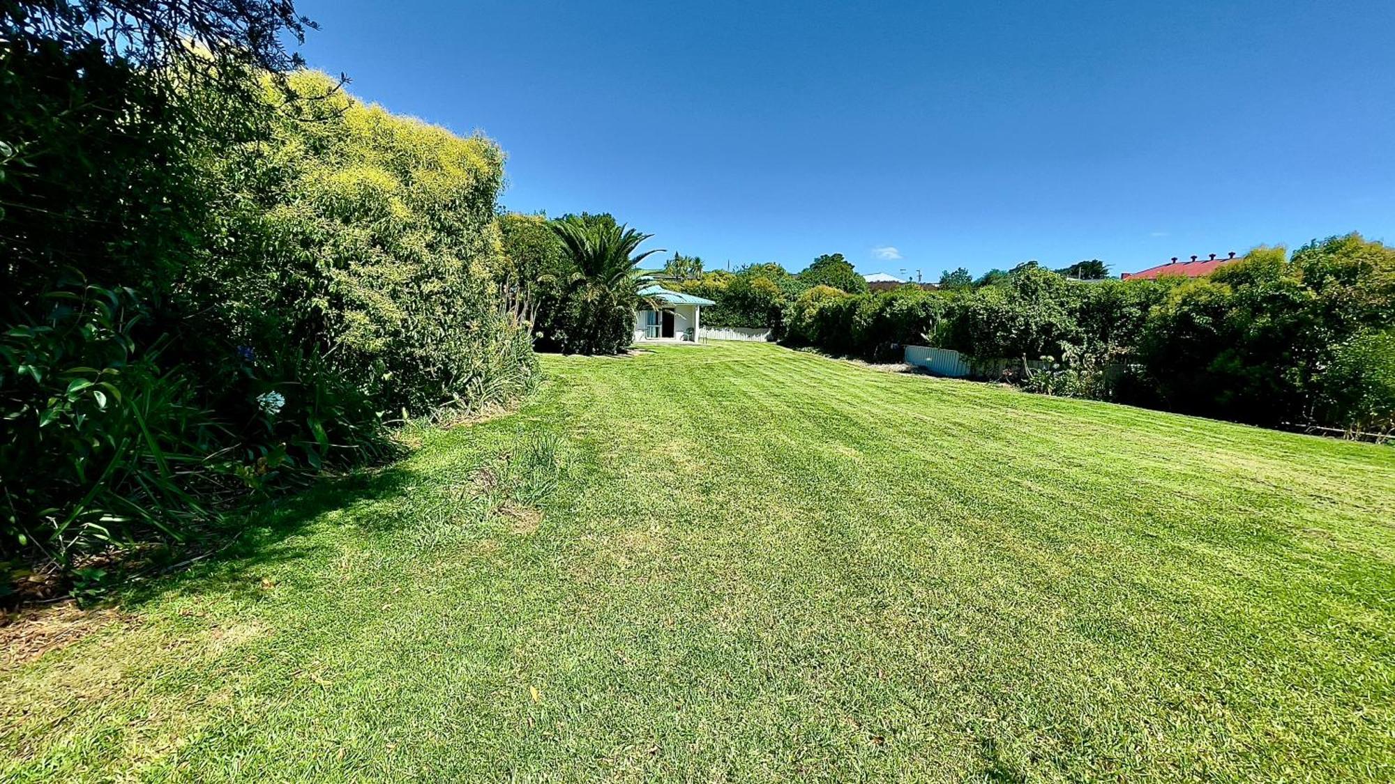 Waiuku Motel Экстерьер фото